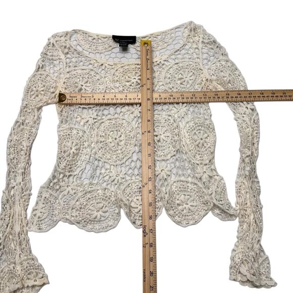 INC Vintage 100% Cotton Crotchet Cream Bell Sleeved Perfect Layering Top %Cotton - Picture 3 of 5